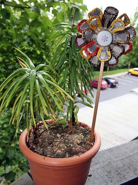 14. Make a garden decoration