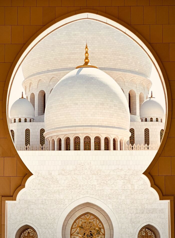 Architecture, 3rd Place, Photo By Preethy Ganesan (United States)