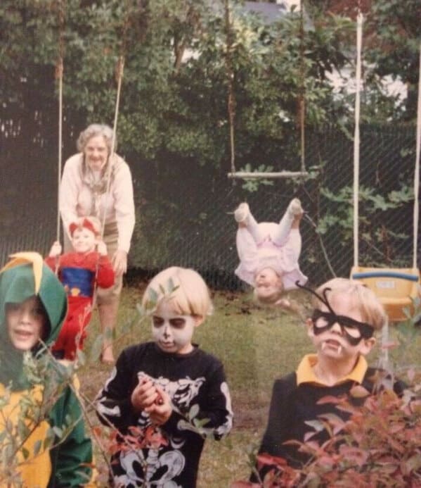 6. “Halloween 1989. That’s Me On The Right. My Sister Is Behind Me And About To Have A Really Bad Day”