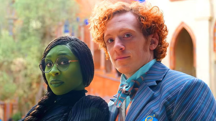 When Boq is on the brink of death, Elphaba rushes to save him with the only magic powerful enough to keep him alive. Her spell works, but it transforms him into a being who no longer needs a heart at all.