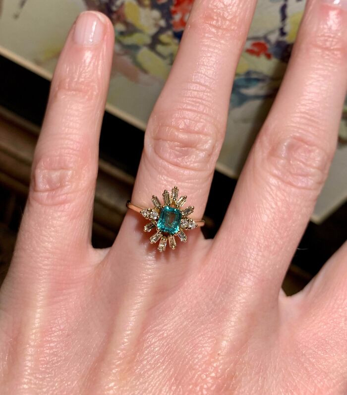 Found an 18k gold ring with diamonds and an emerald for $16… yes, really