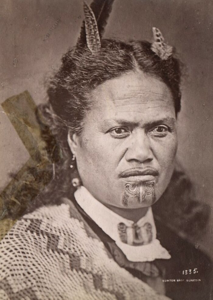 Maori Woman With Tattoed Chin And Underlip