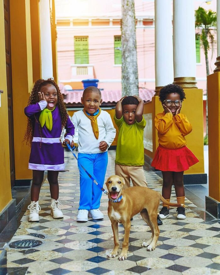 19. A pack of little detectives and their real-life Scooby-Doo