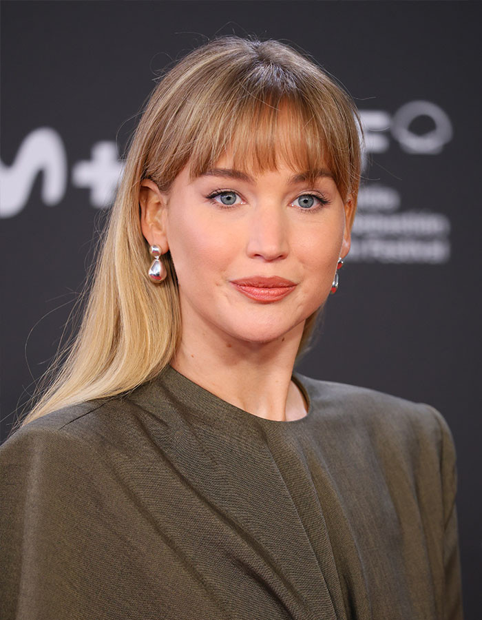 That vulnerability struck a chord. For many women, especially those navigating motherhood and aging under constant scrutiny, her words hit home.