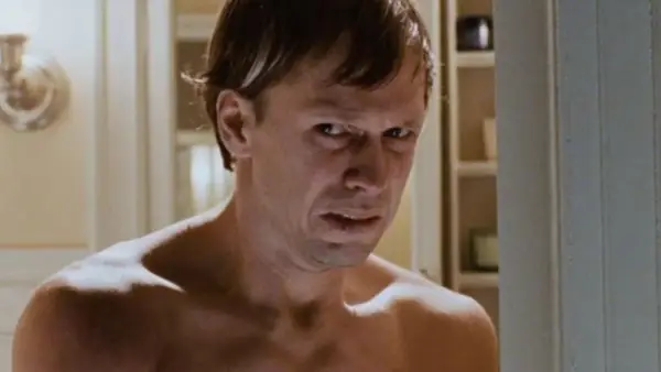 4. Donnie Wahlberg portrayed Vincent Grey in "The Sixth Sense" for approximately three minutes.