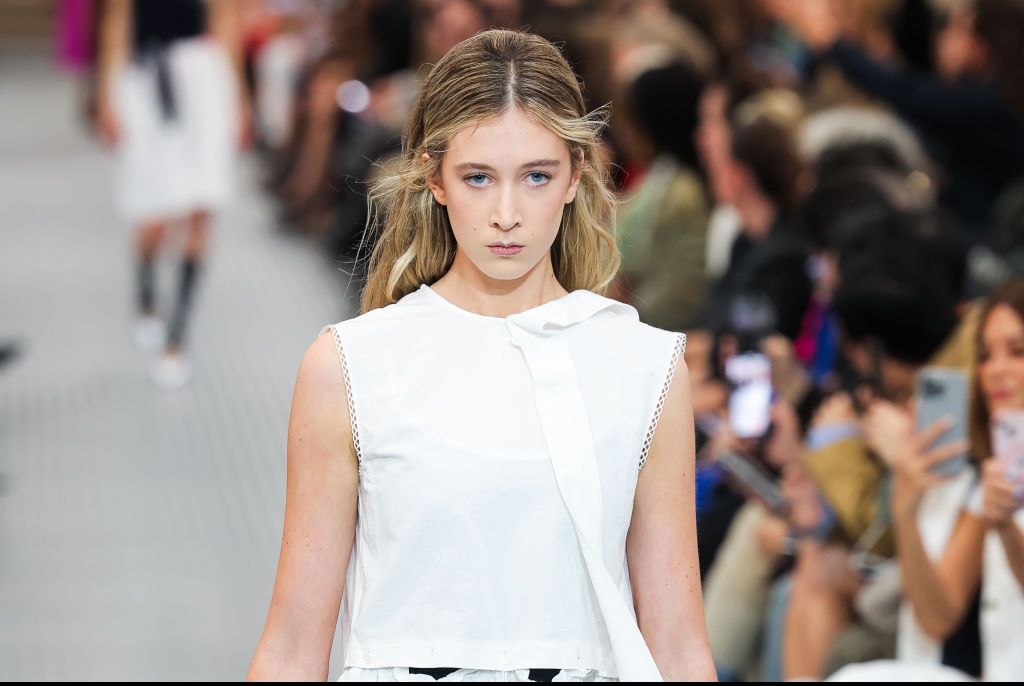 Sunday Rose Kidman Urban made her official runway debut at Paris Fashion Week 2024, stunning fans not only with her beauty but with her unique accent.