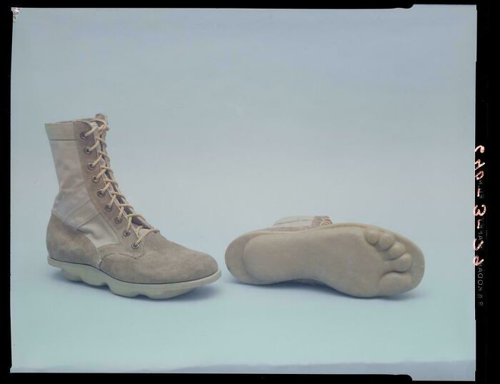"US Military Prototype Combat Boots With Bare Footprint"